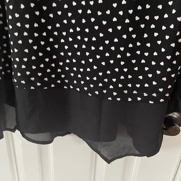 New Adrianna Papell Plus Black and Ivory Heart Print Blouse Size 3X - Picture 11 of 16